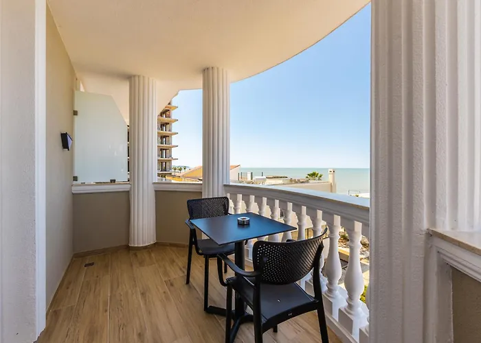 Sea La Vie Hotel *