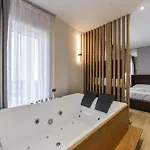 Sea La Vie Hotel Golem (Tirana)