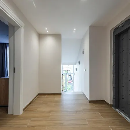 Sea La Vie Hotel *
