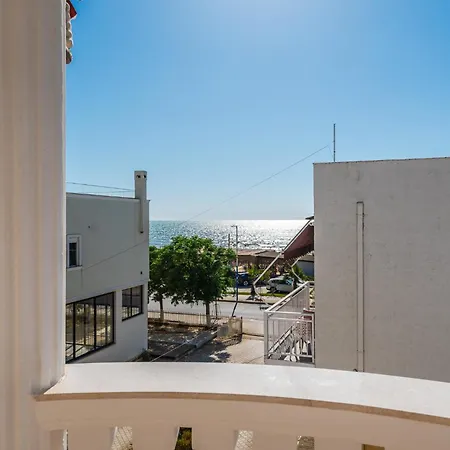 Sea La Vie Hotel