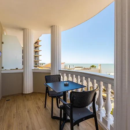 Sea La Vie Hotel *