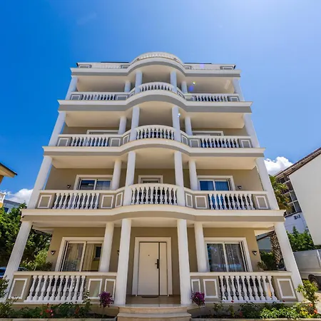 Sea La Vie Hotel *