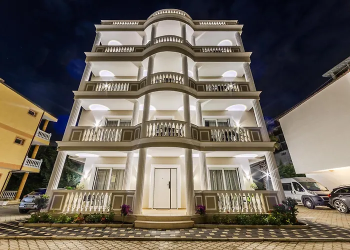 Sea La Vie Hotel *